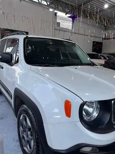 Jeep Renegade Sport 2019/2020 Branco à venda na R CAR Multimarcas em Contagem MG